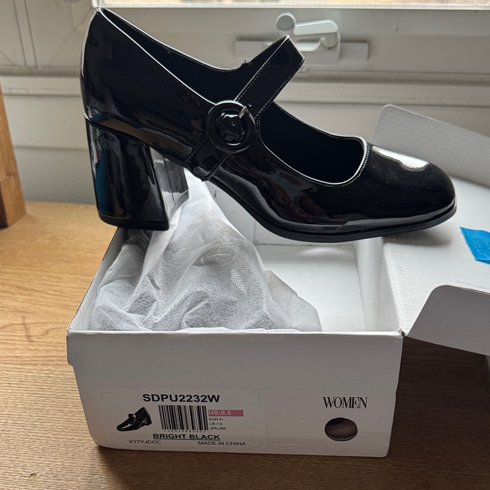 Dream pairs Elegant Black Mary Jane Heels size 9.5 - Picture 1 of 6